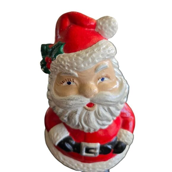 Festive Santa Claus Ceramic Red and White Christmas Decor Mistltoe - Picture 2 of 9